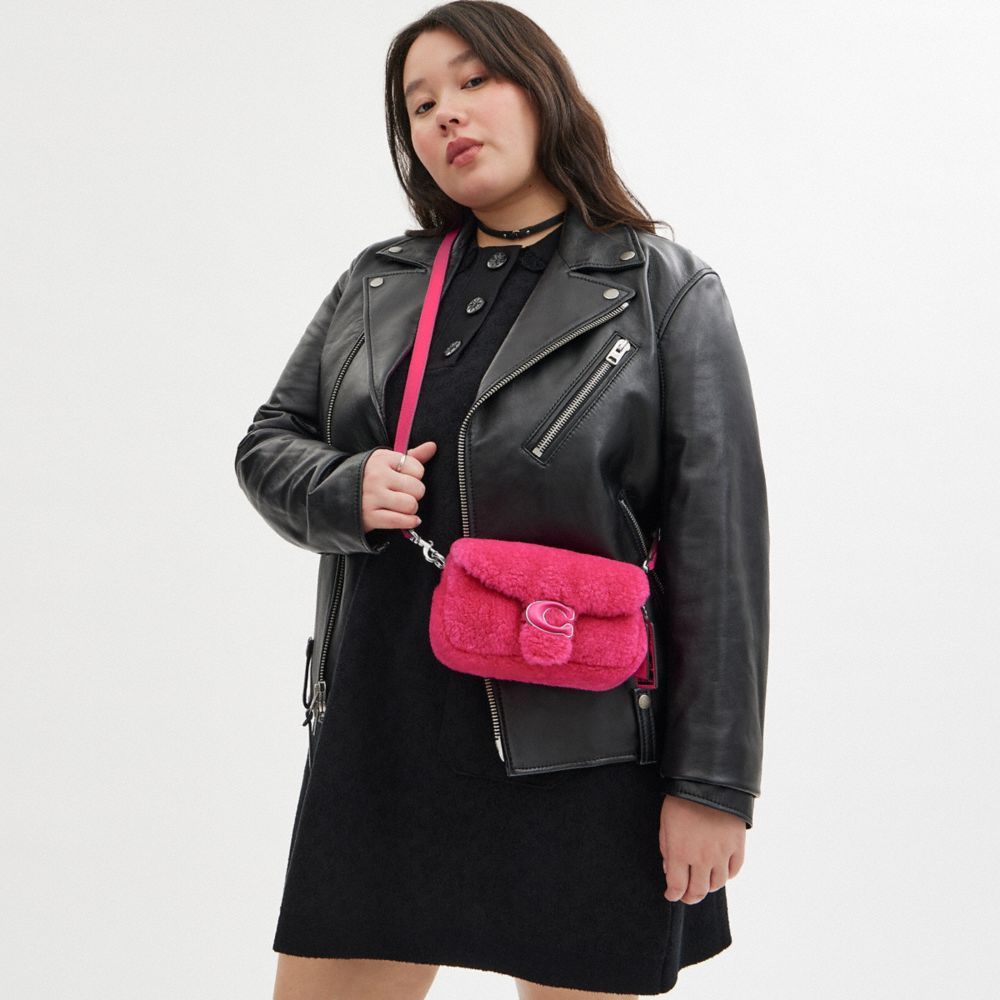 Coach The Lil Nas X Drop Tabby Shoulder Bag 18 In Shearling Skulderveske Dame Sølv Lyse Fuchsia | OJD427156